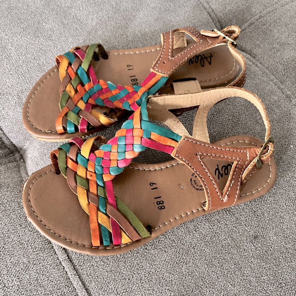 Mexican sandals for girls